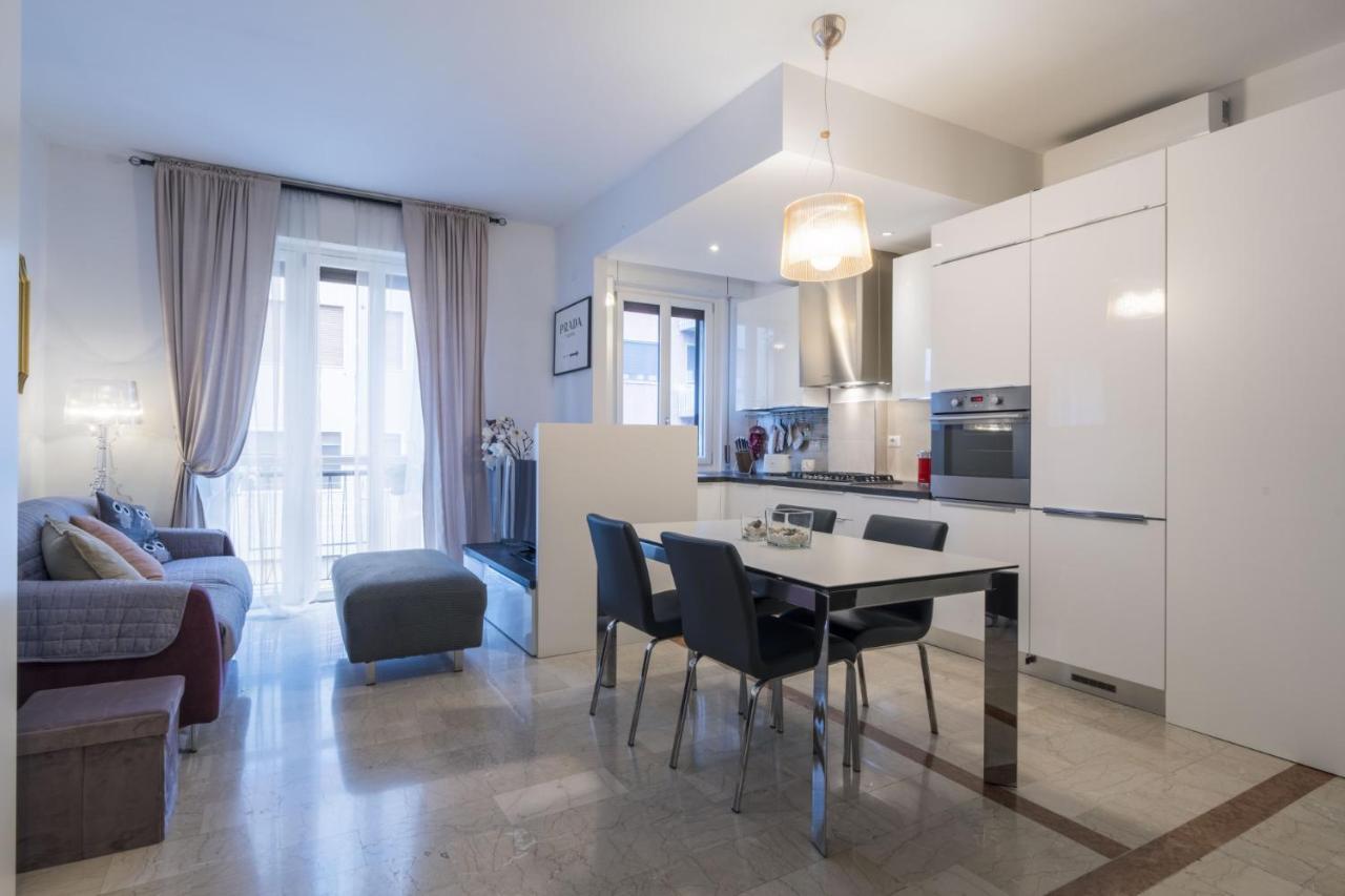 Easylife - Elegante E Chic Dimora Con Balcone Appartamento Milano